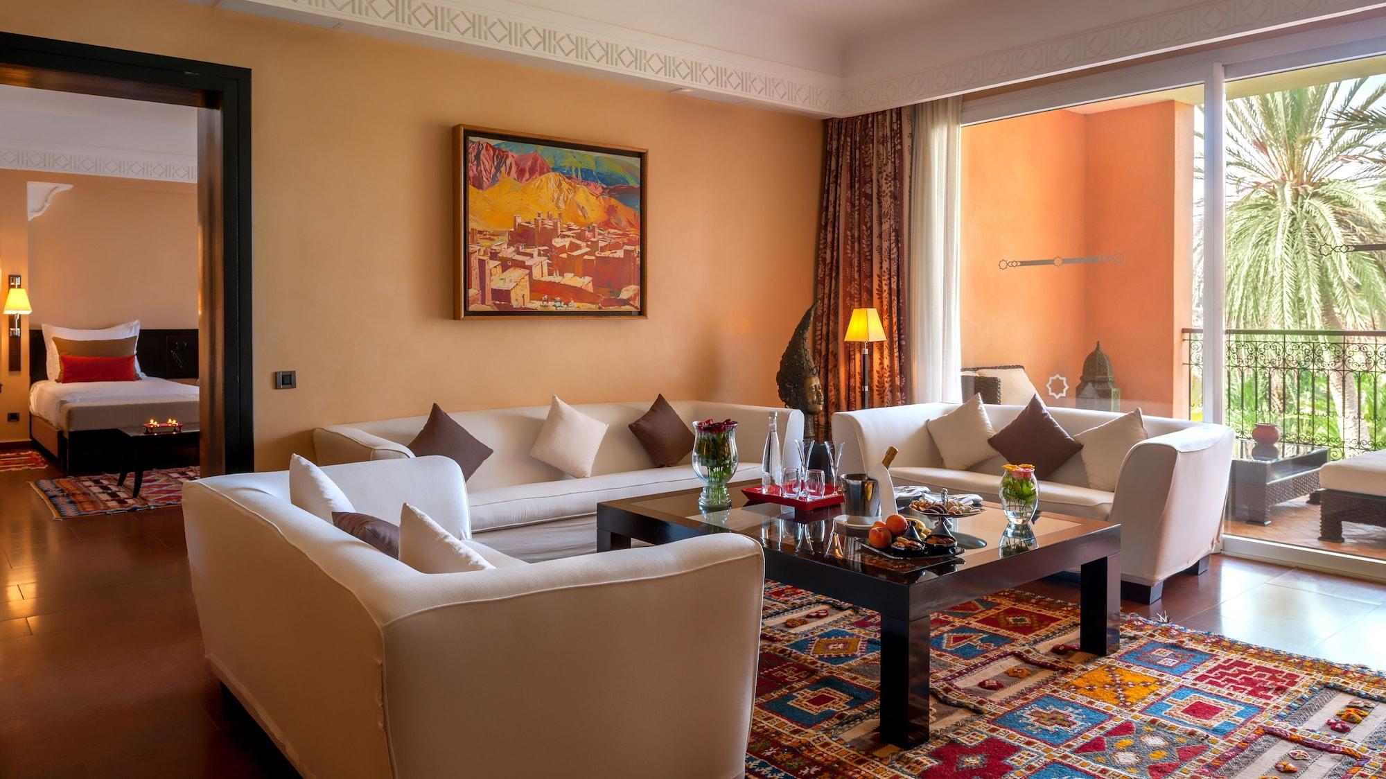 Tikida Golf Palace Agadir Ngoại thất bức ảnh A living room in a suite at the hotel